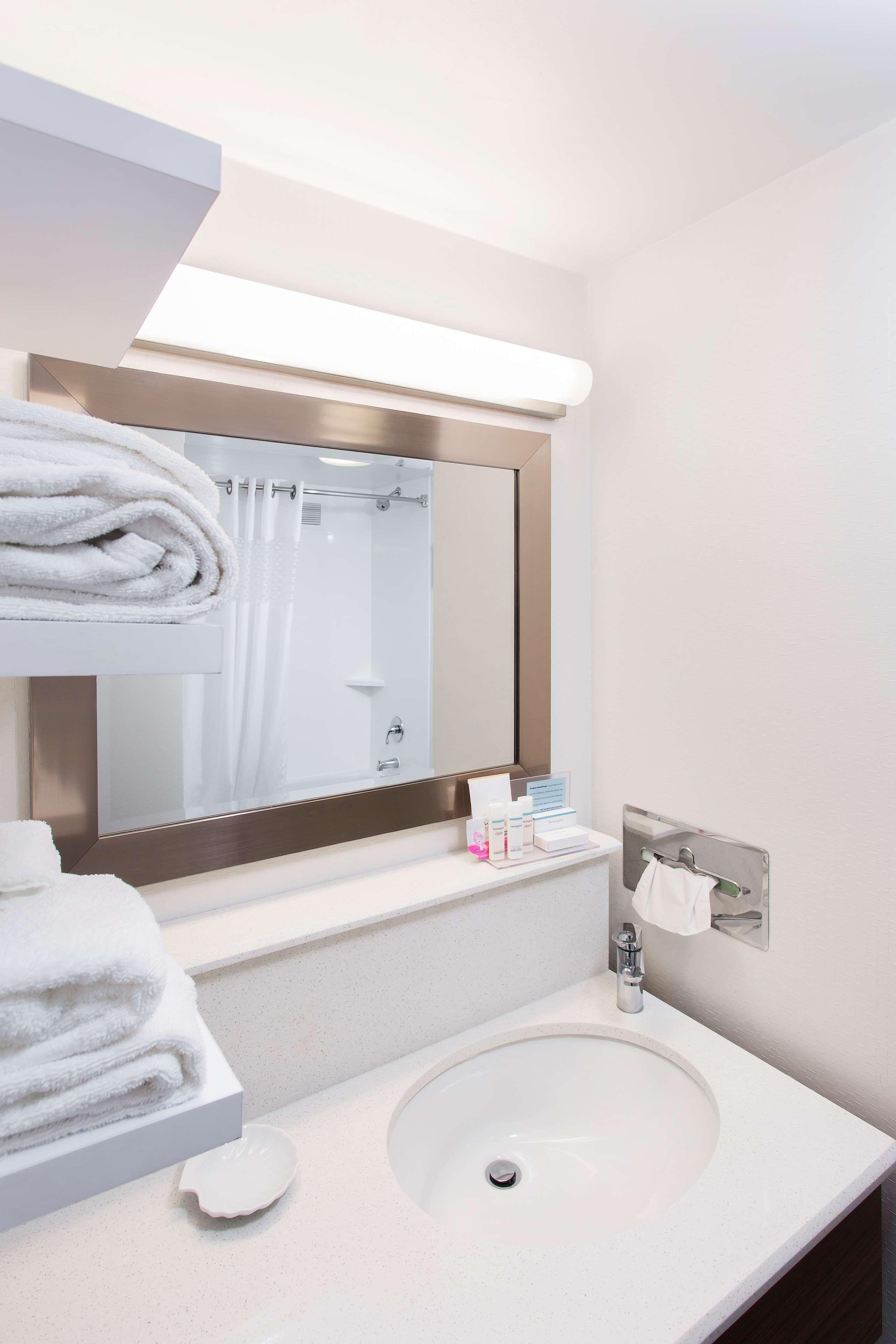 Hampton Inn Troy Esterno foto