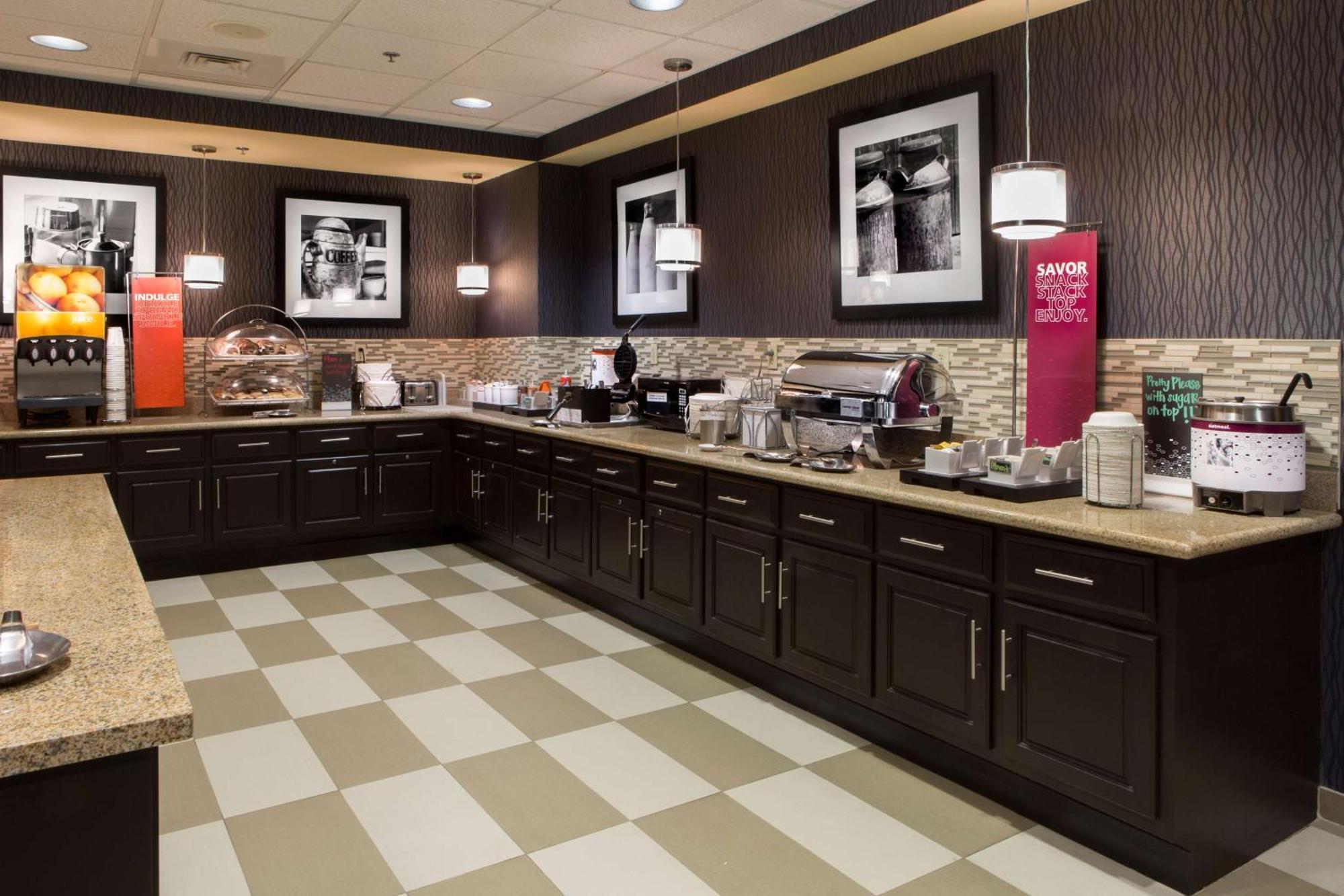 Hampton Inn Troy Esterno foto