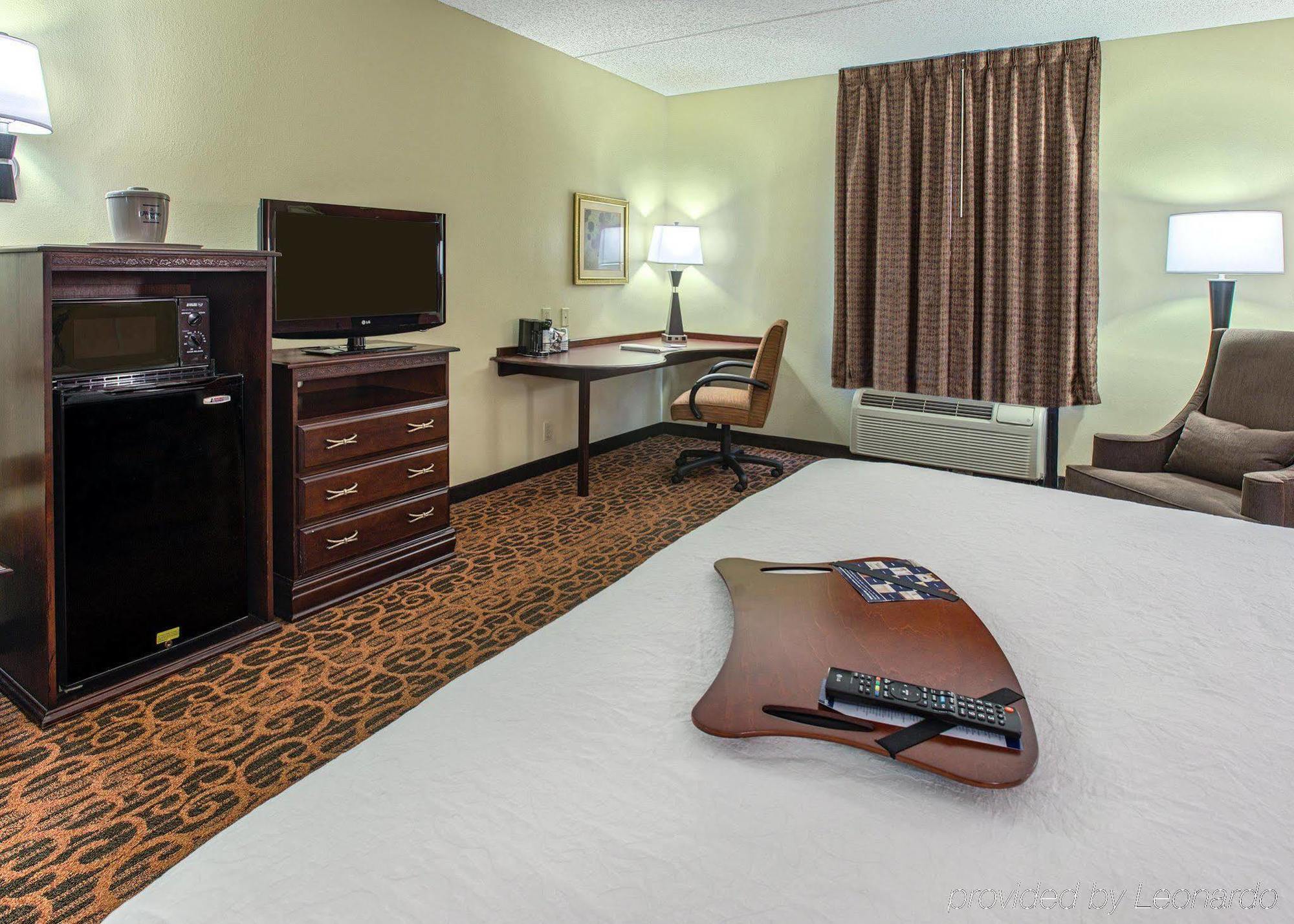 Hampton Inn Troy Esterno foto