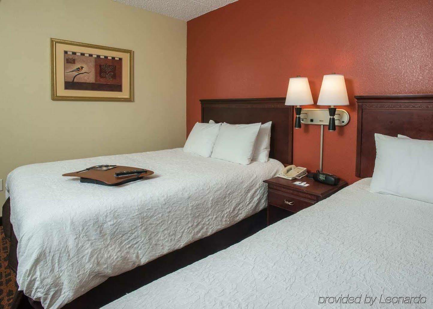 Hampton Inn Troy Esterno foto